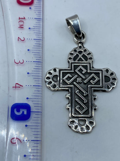 Dije de cruz de 5.7 cm sobre regla, sin cadena, listos para personalizar
