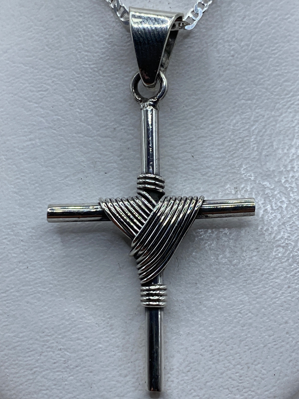 Dije cruz de plata .925 de 6 cm con acabado pulido brillante
