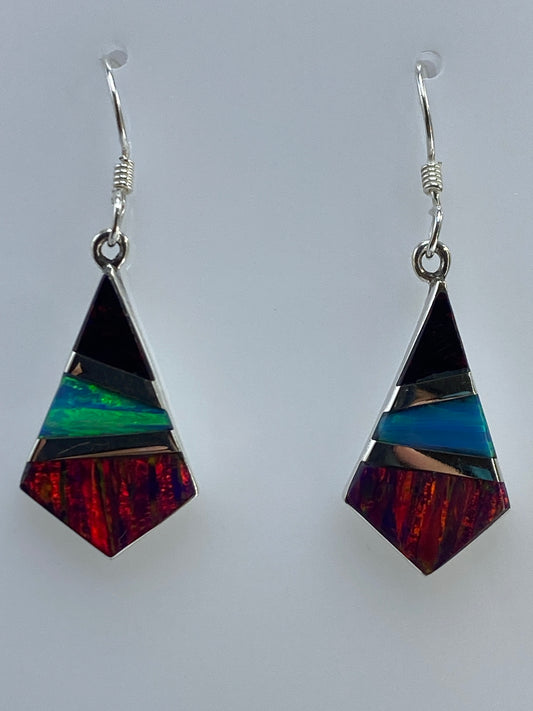 Par de aretes de plata con ópalo de fuego multicolor, forma geométrica, largos 3 cm