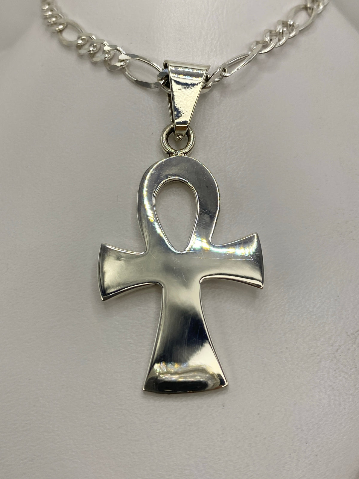 Dije ankh de plata 925 calado, símbolo de vida y protección