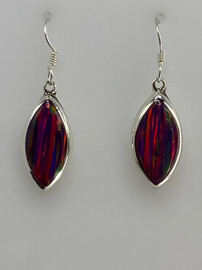 Par de aretes de plata 925 con ópalo de fuego multicolor — vista frontal