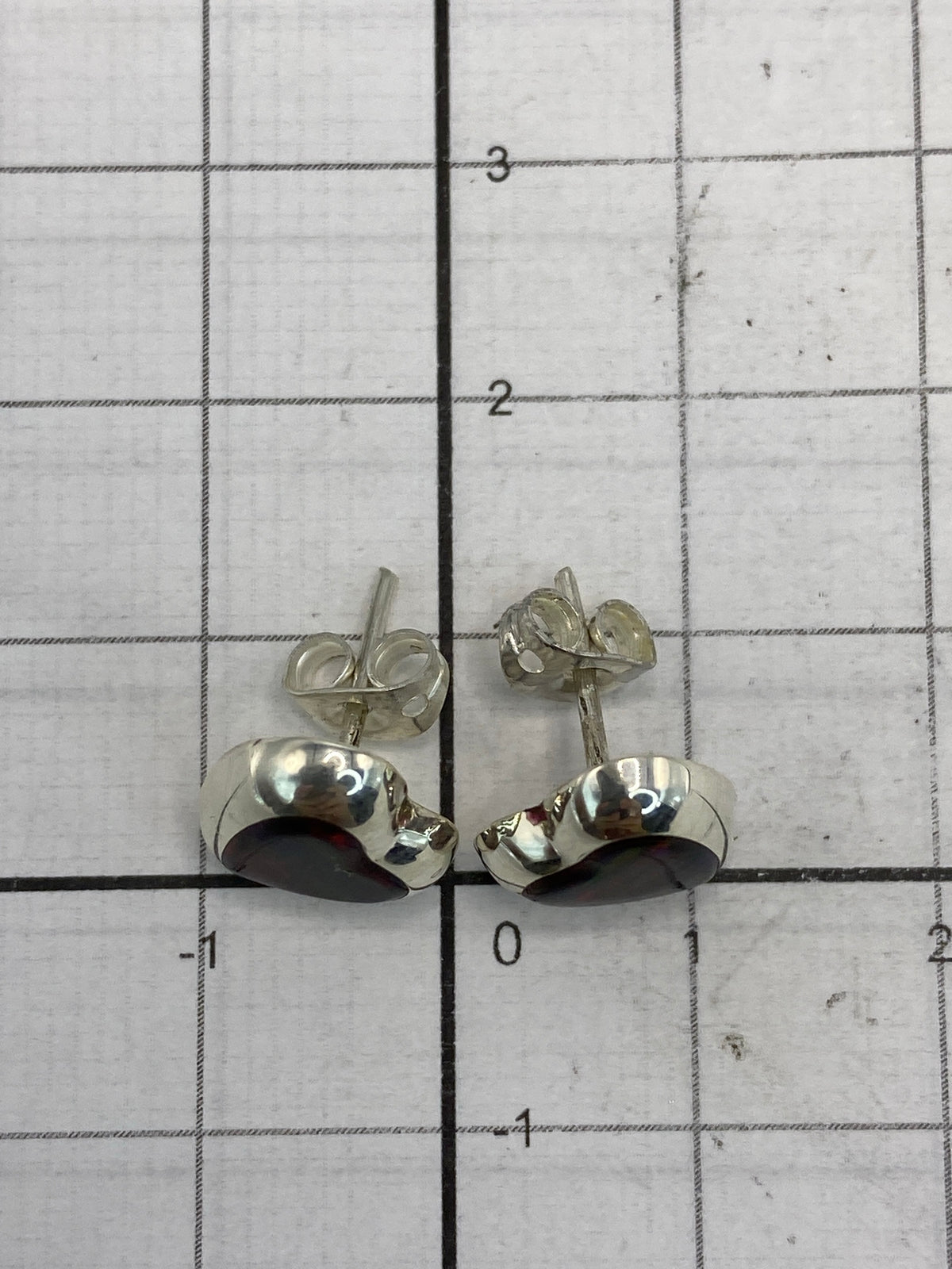 Aretes de ópalo sobre medidor, Largo 1.3 cm, Taxco
