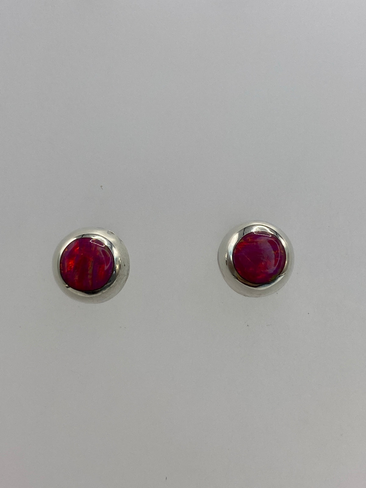 Aretes de plata 925 con Ópalo de Fuego rosa, medida 1.4 cm