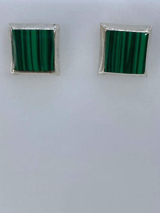 Par de aretes cuadrados de plata 925 con incrustación de piedra multicolor, diseño minimalista de Taxco