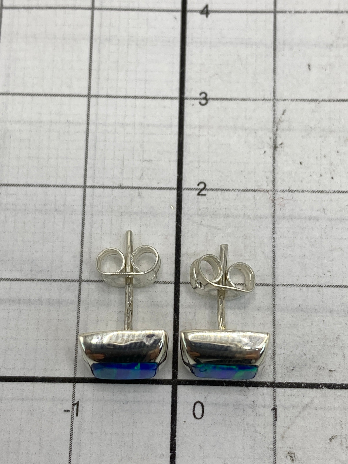 Respaldo de plata 925 con Quinto estampado en ambos aretes