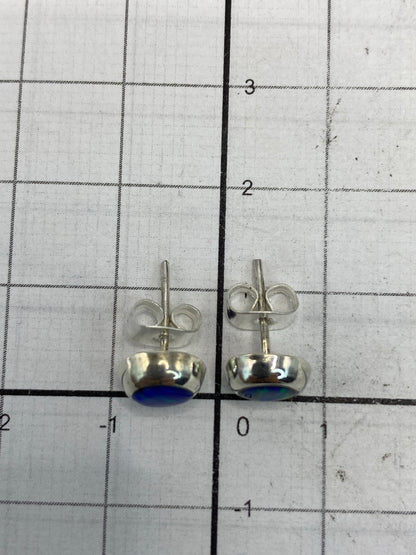 Reverso de los aretes con marca del Quinto 925