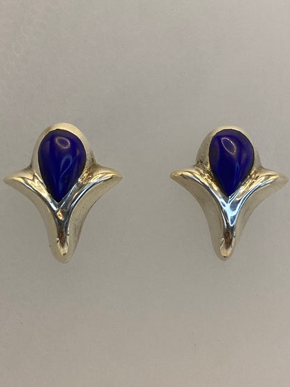 Aretes de plata Taxco sobre fondo blanco mostrando el Quinto 925
