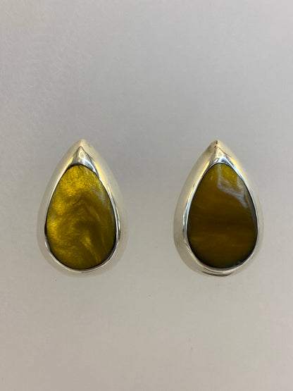 Par de aretes de plata 925 con incrustación de piedra multicolor en forma de gota