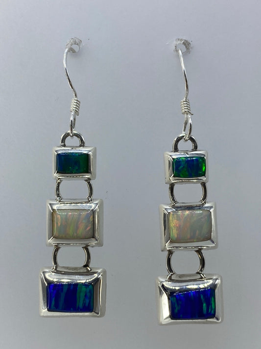 Par de aretes de plata 925 con ópalo de fuego multicolor en cascada de tres cuadros