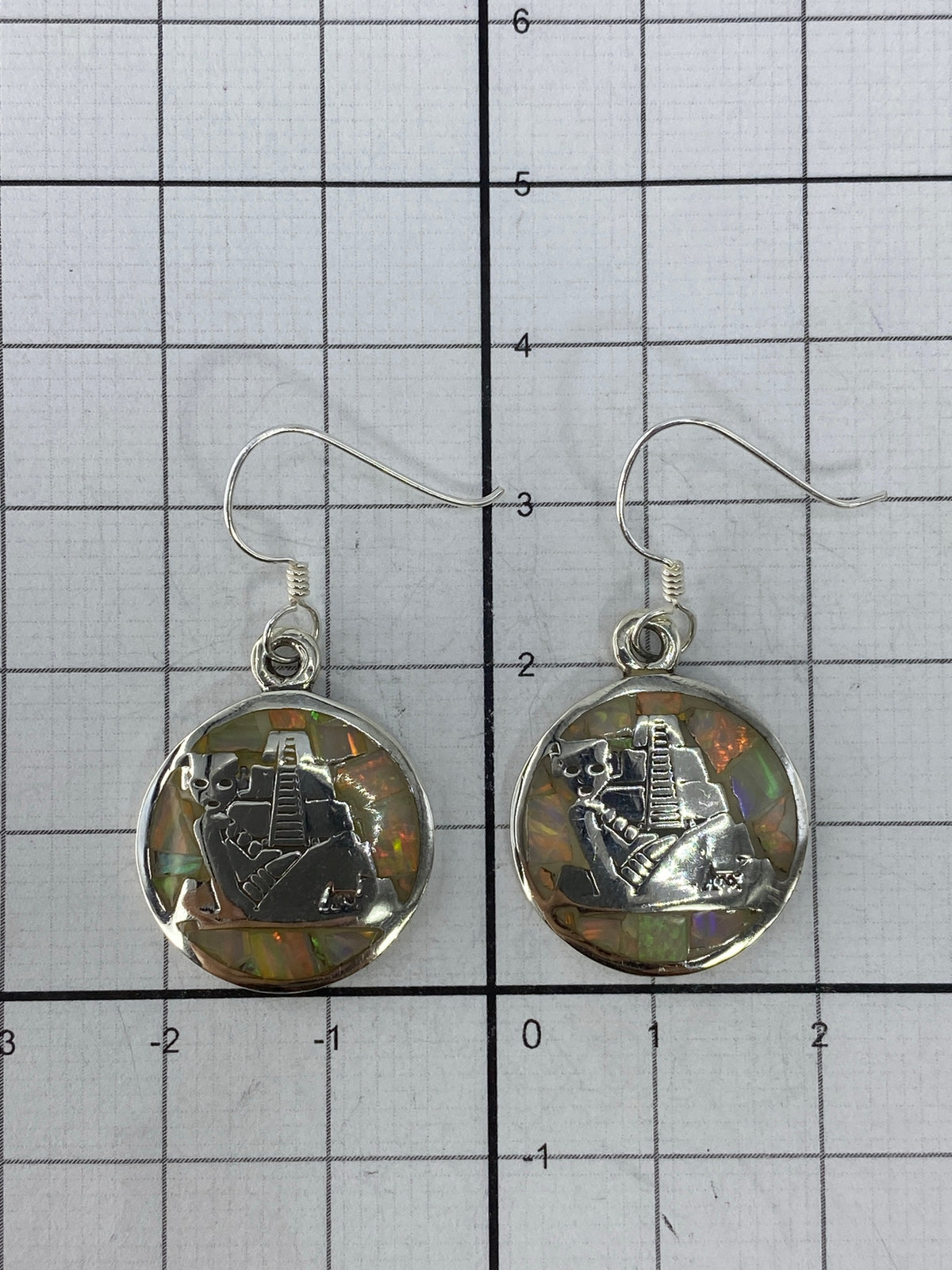 Cierre de gancho plata 950 en aretes de ópalo de fuego multicolor