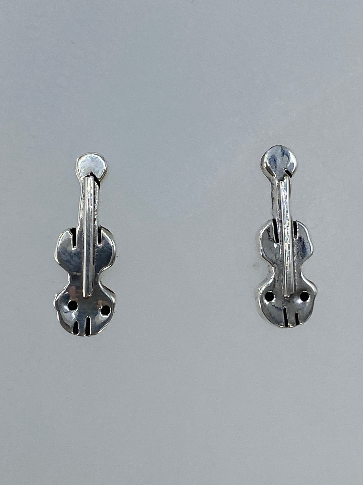 Par de aretes de plata cartoneado minimalista de Taxco 925