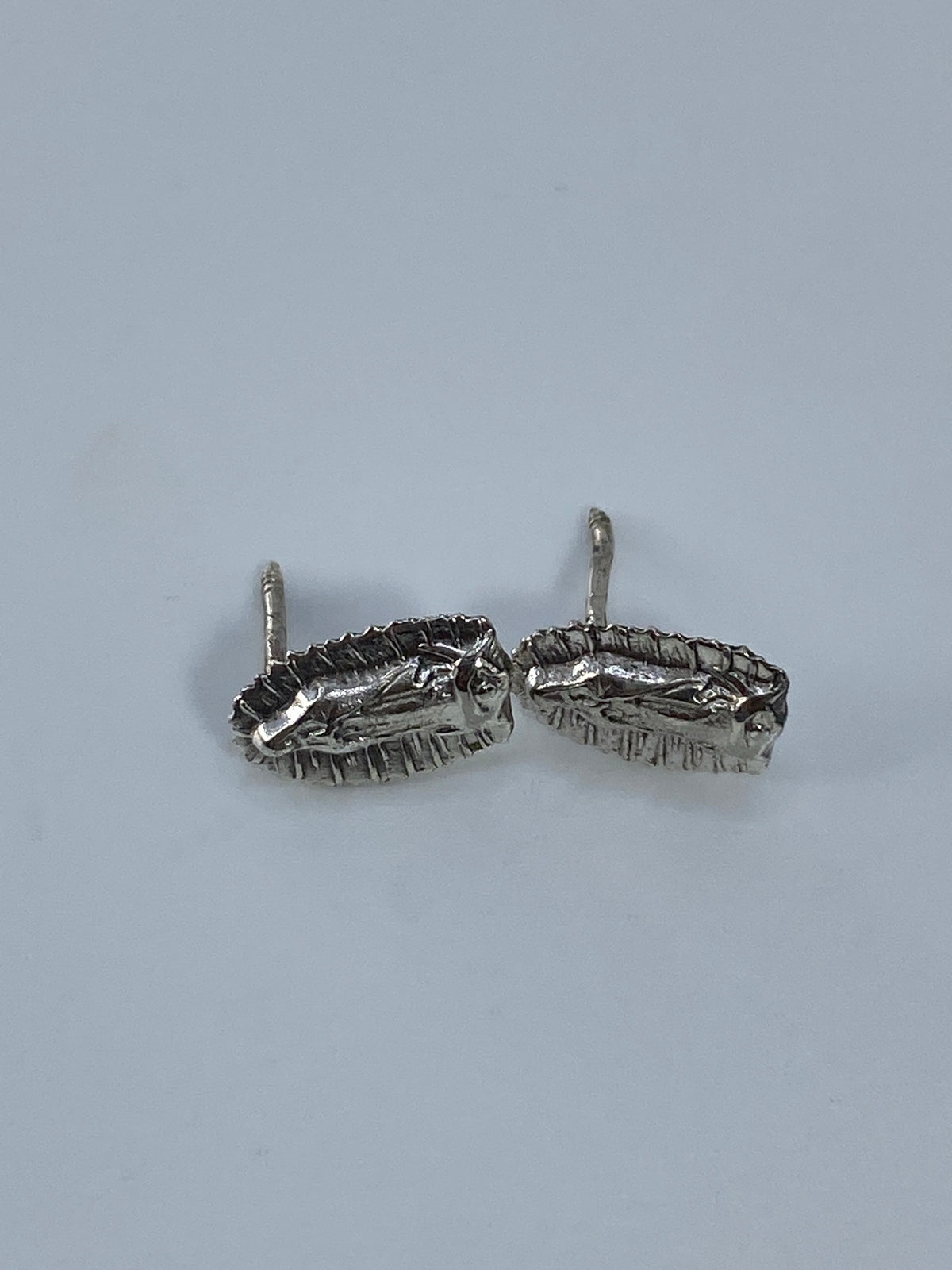Aretes de Plata Cartoneado Virgen — Taxco 925 — foto 5