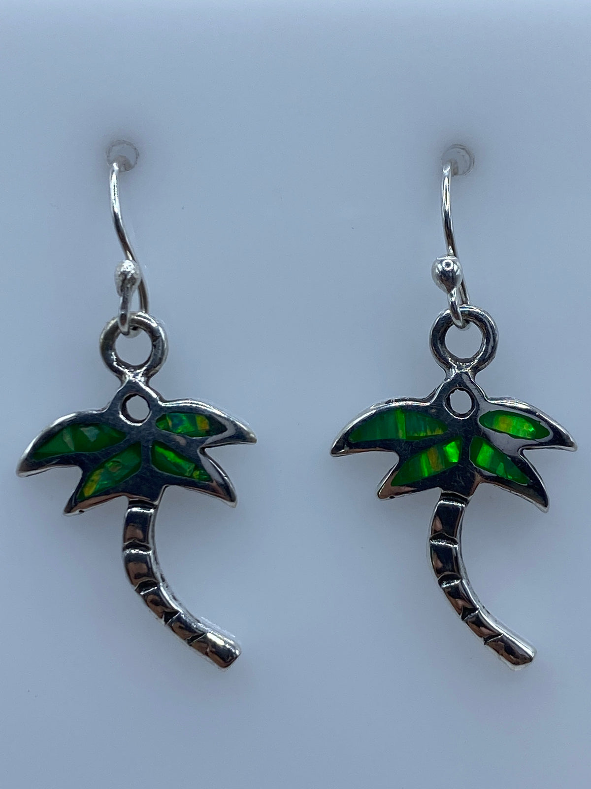 Par de aretes palmera de plata 950 con opalo de fuego verde limon engastado a mano