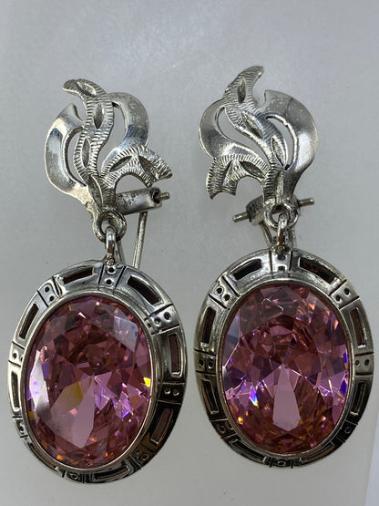 Par de aretes de plata 925 con circonia rosa brillante en marco art-déco geométrico