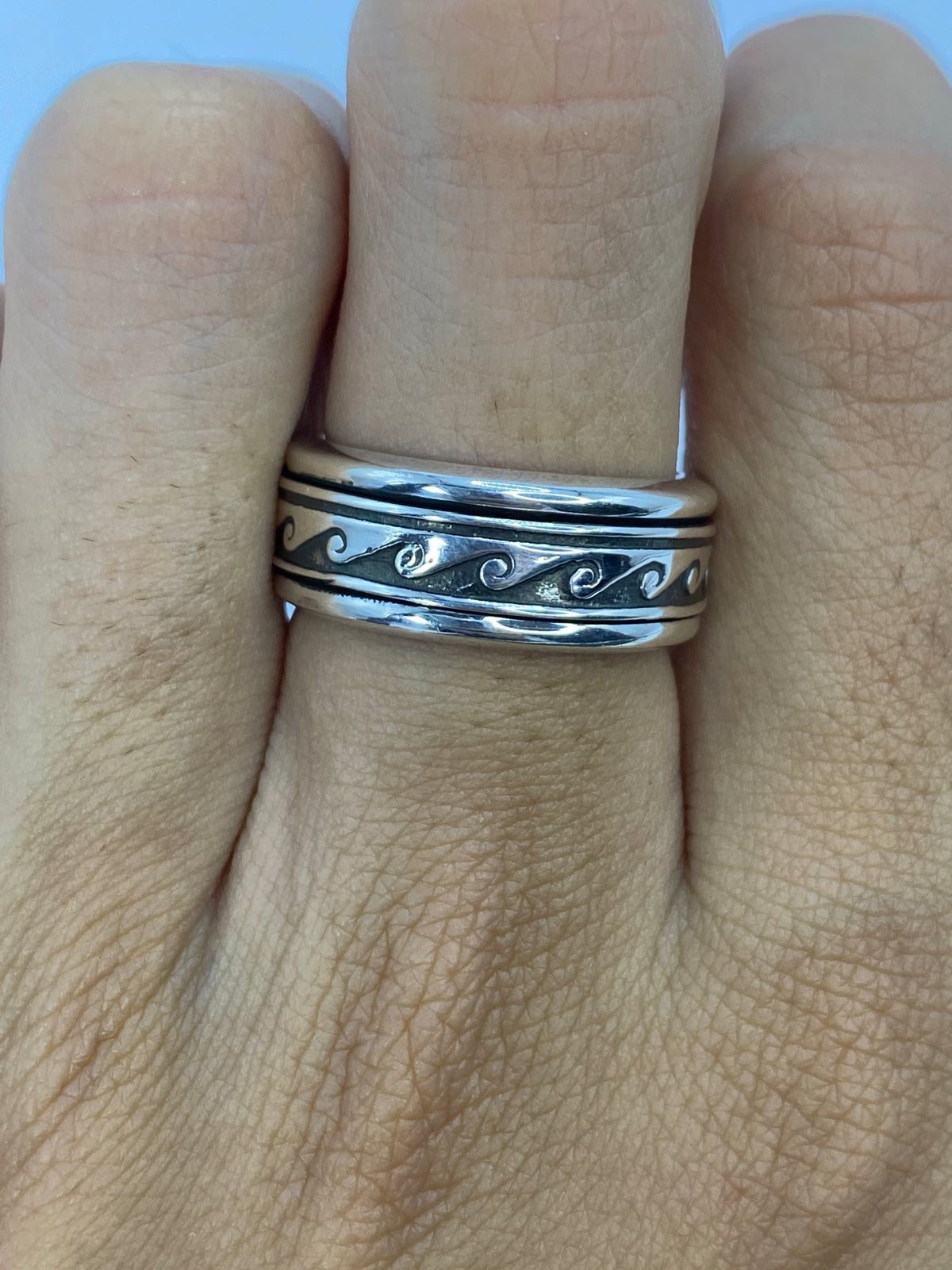 Anillo de Plata Repujado Ondas — Taxco 925 — foto 5