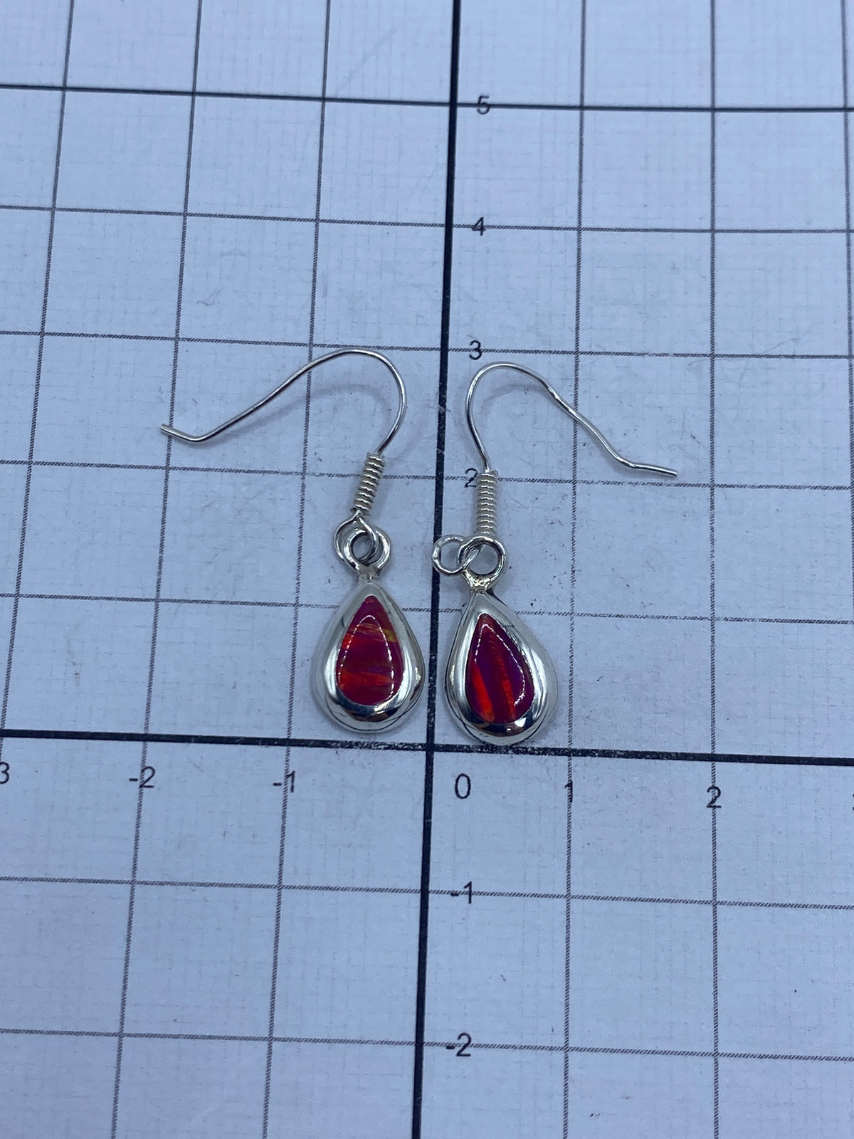 Aretes de plata 925 con Quinto grabado en el cierre gancho