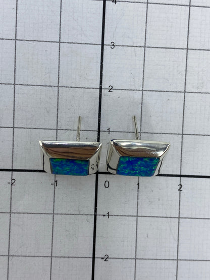 Sello del Quinto 925 grabado en los aretes de plata