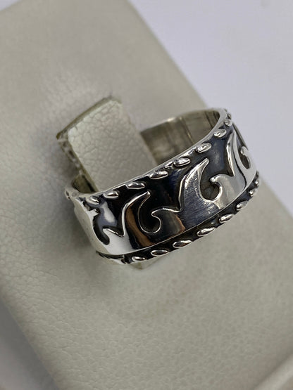 Detalle del reverso del anillo con sello MEXICO925
