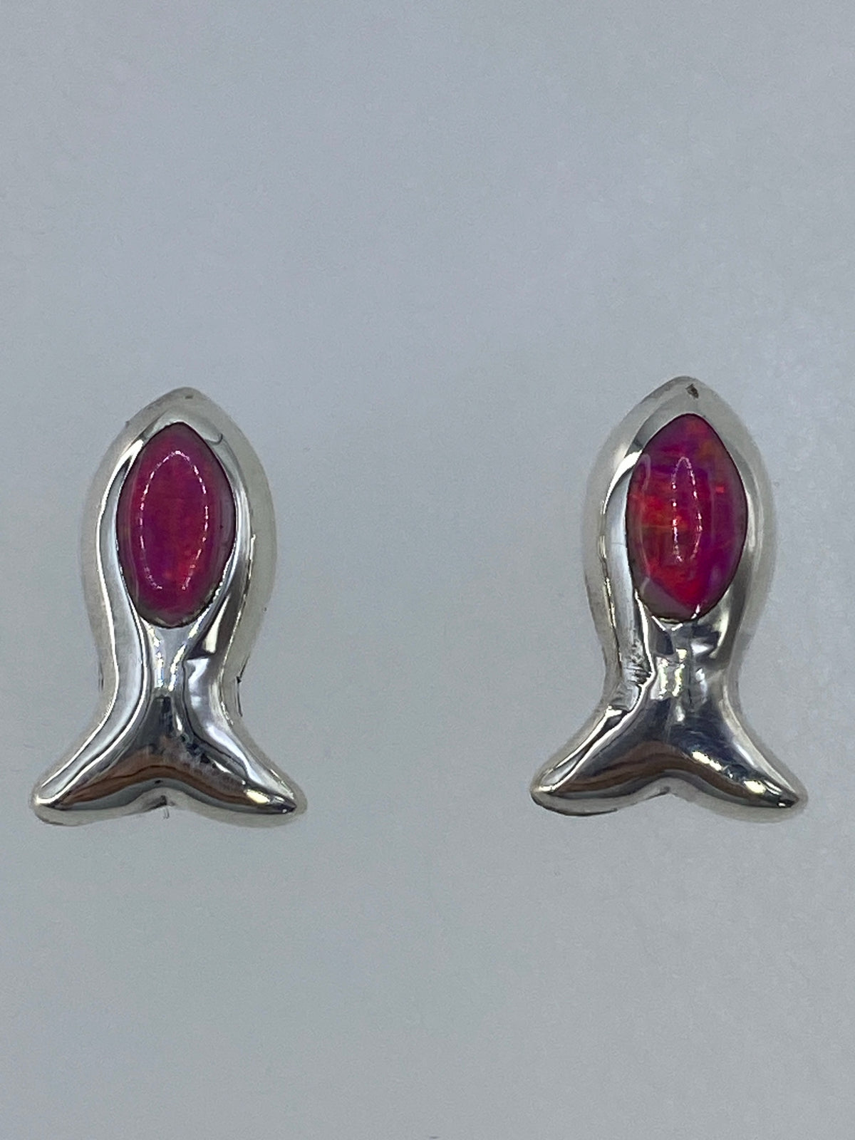 Reverso de los aretes de plata Taxco con marca 925