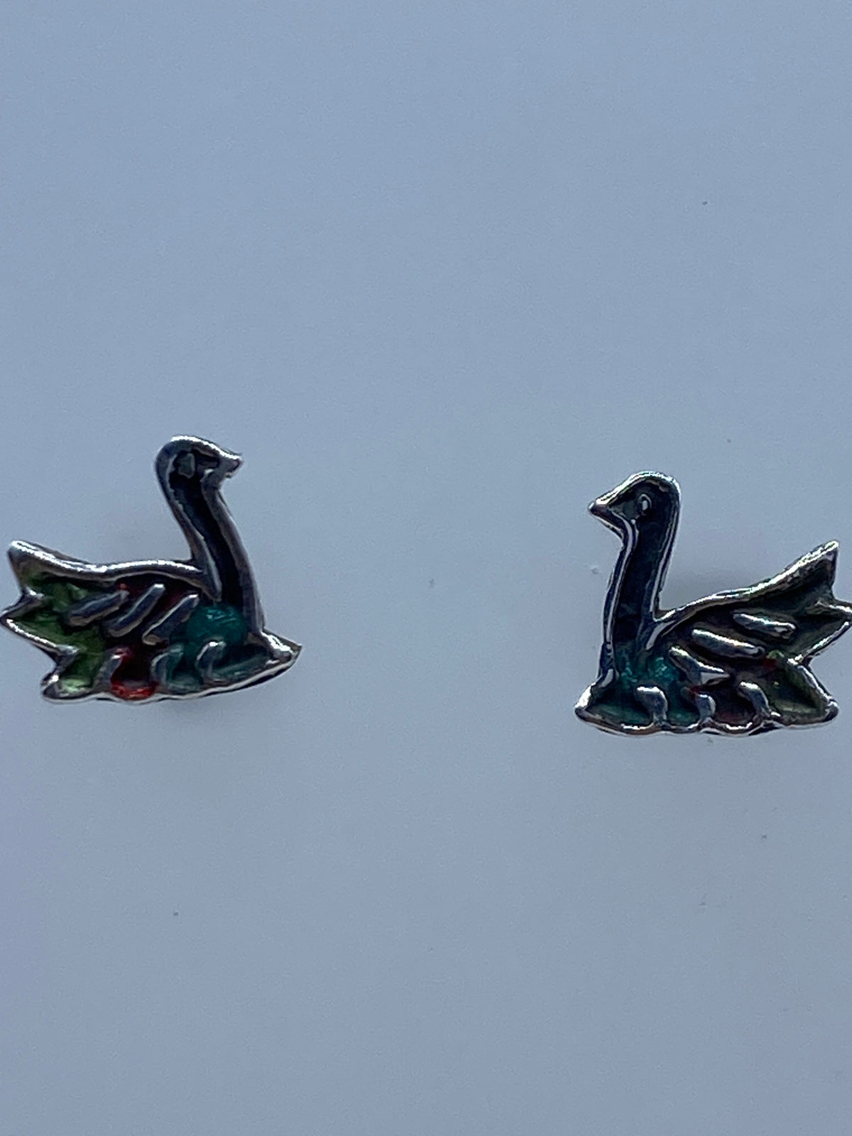 Aretes con post y mariposa listos para usar