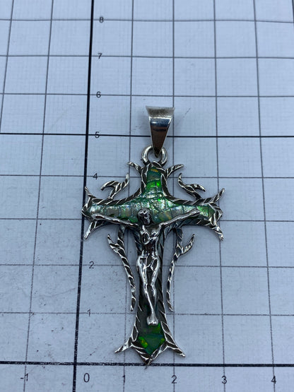 Sello del Quinto 950 en la reversa de la cruz religiosa de plata pura