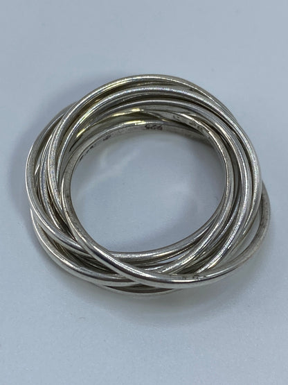 Anillo de plata con Quinto 925 en el interior