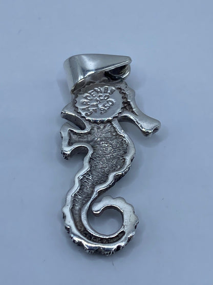 Dije Caballito de Mar Plata 950 Opalo de Fuego Verde — foto 5