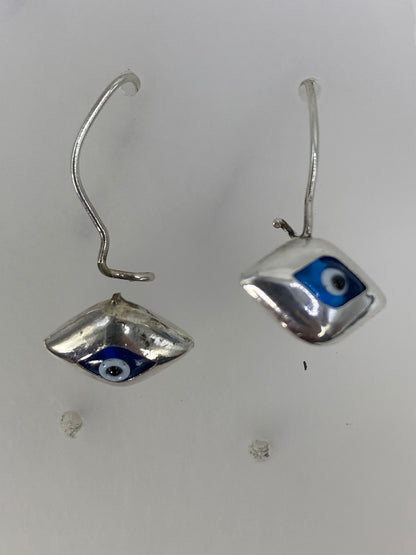 Aretes de gancho en plata 925 con diseño ojo turco