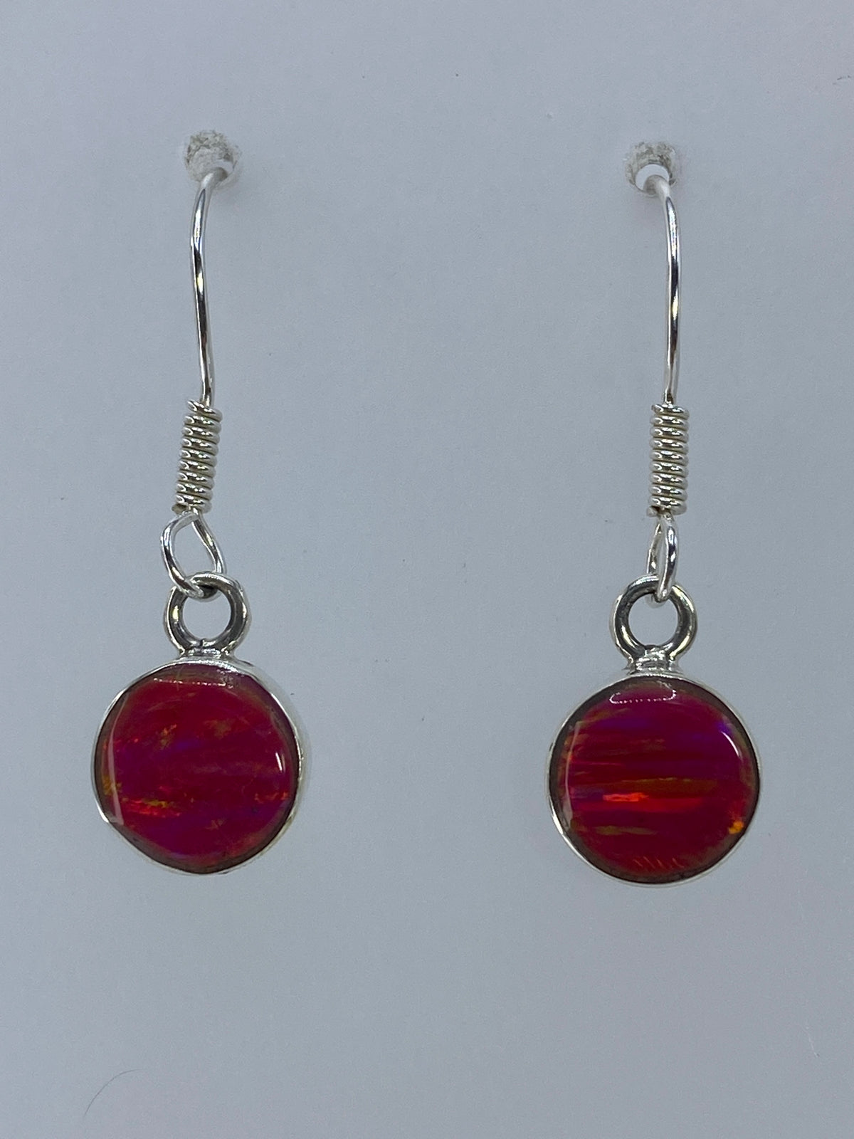 Par de aretes de plata 925 con ópalo de fuego color rosa en gancho francés