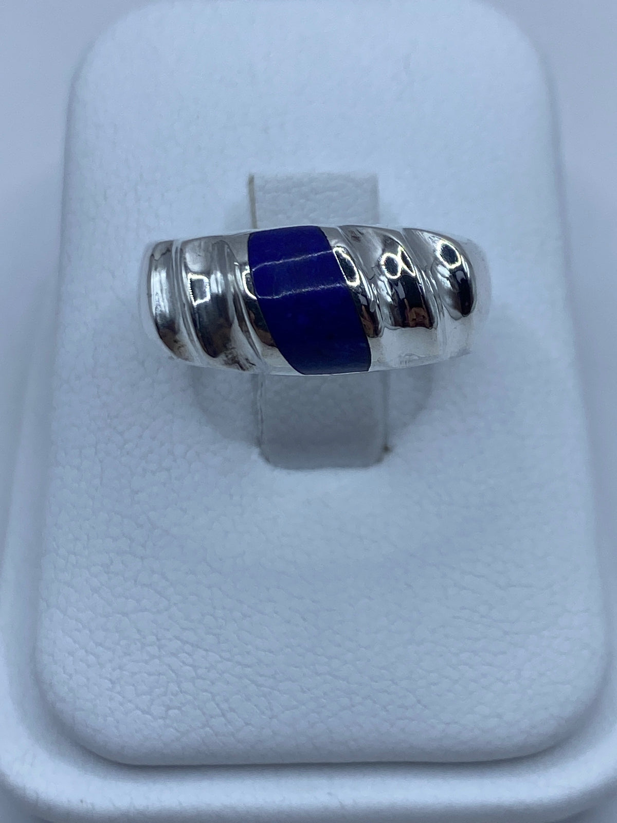 Anillo de plata 925 con lapislázuli azul intenso engastado a mano