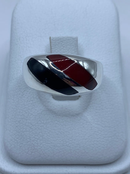 Anillo de plata 925 con coral rojo natural engastado, vista superior