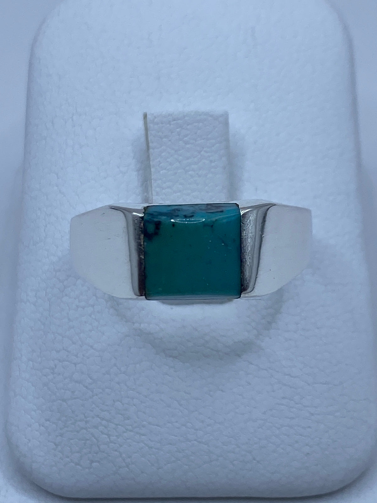 Anillo de plata con turquesa azul cielo engastada, talla 10, Taxco 925