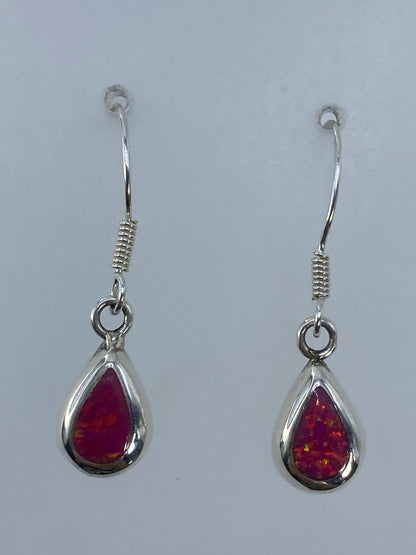 Aretes de plata 925 con ópalo de fuego rosa engastado, par completo