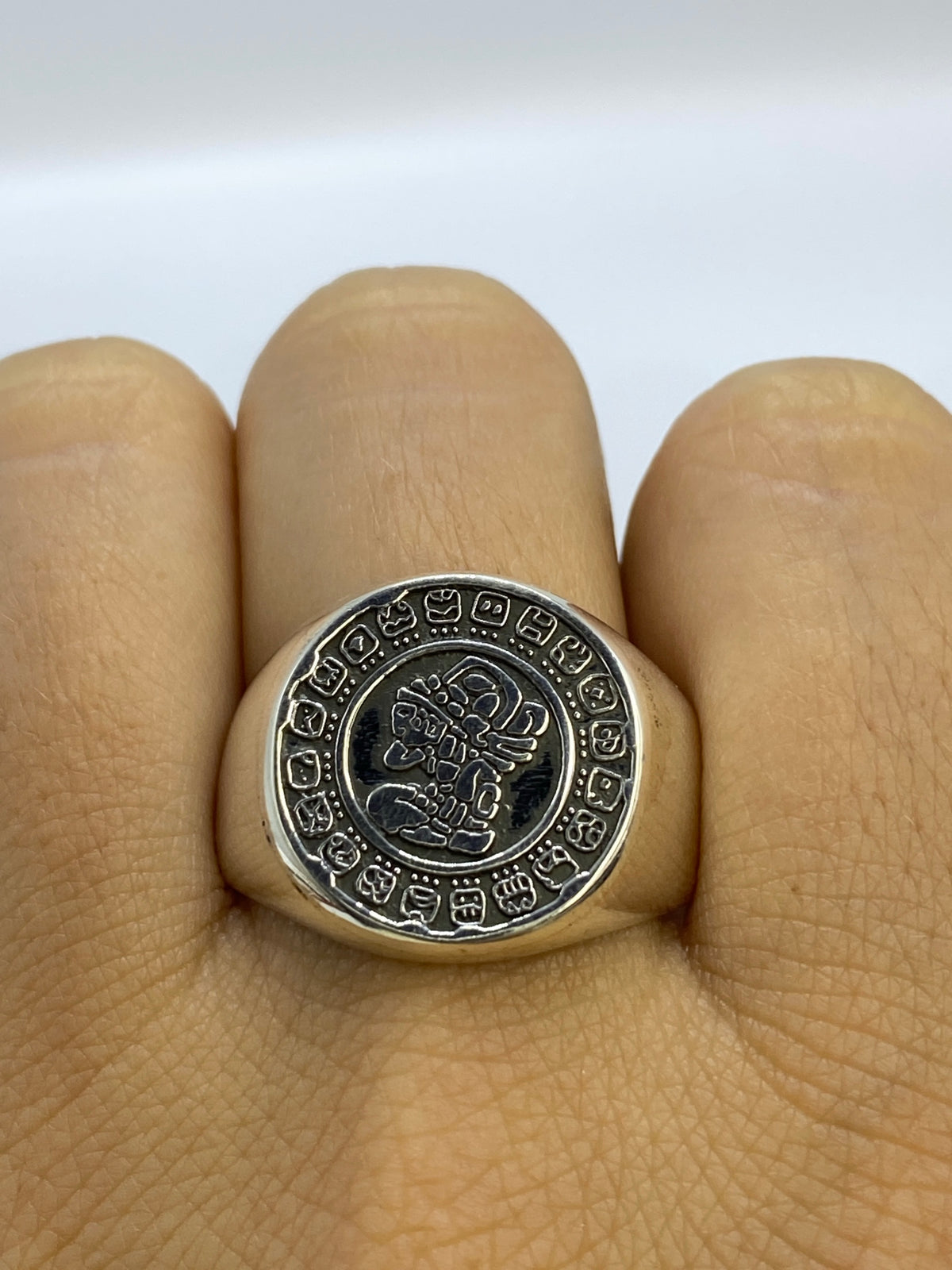 Anillo Calendario Maya de Plata Repujada — Taxco 925 — foto 6