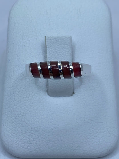 Anillo de plata 925 con piedra incrustada en talla 8