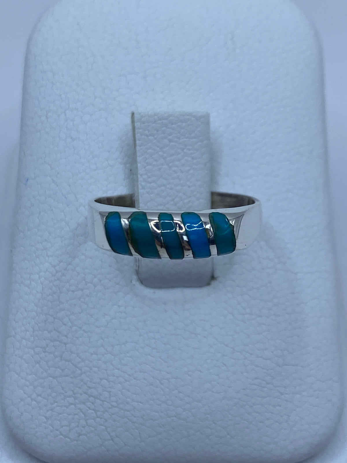 Anillo de plata 925 con turquesa azul cielo engastada, vista frontal