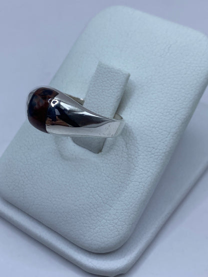 Anillo de plata Taxco con solitario café, vista lateral
