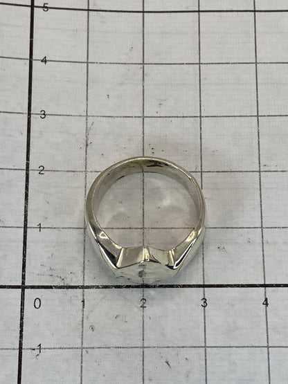 Marca del Quinto 925 en el interior del anillo de plata