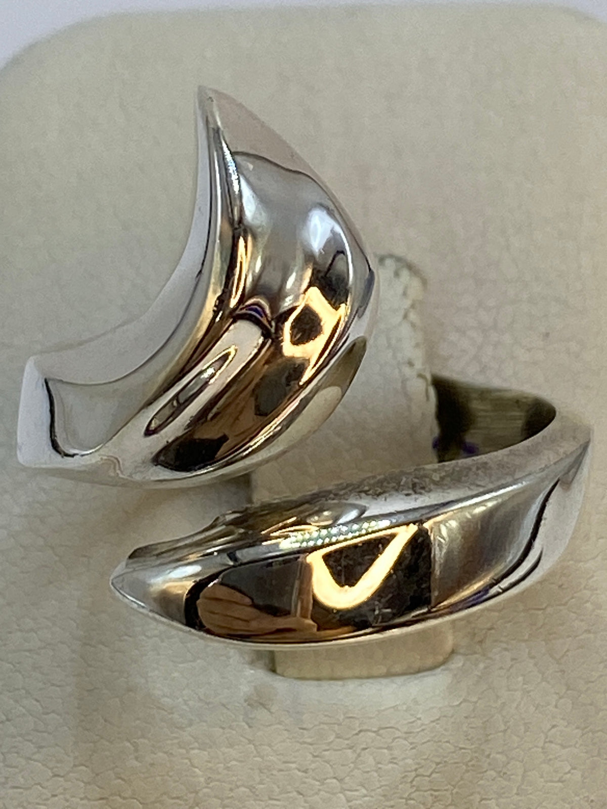 Anillo de cartoneado de Taxco en plata 925 visto desde arriba