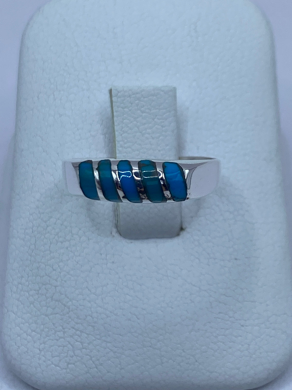 Anillo de plata 925 con cinco incrustaciones de turquesa azul cielo en línea