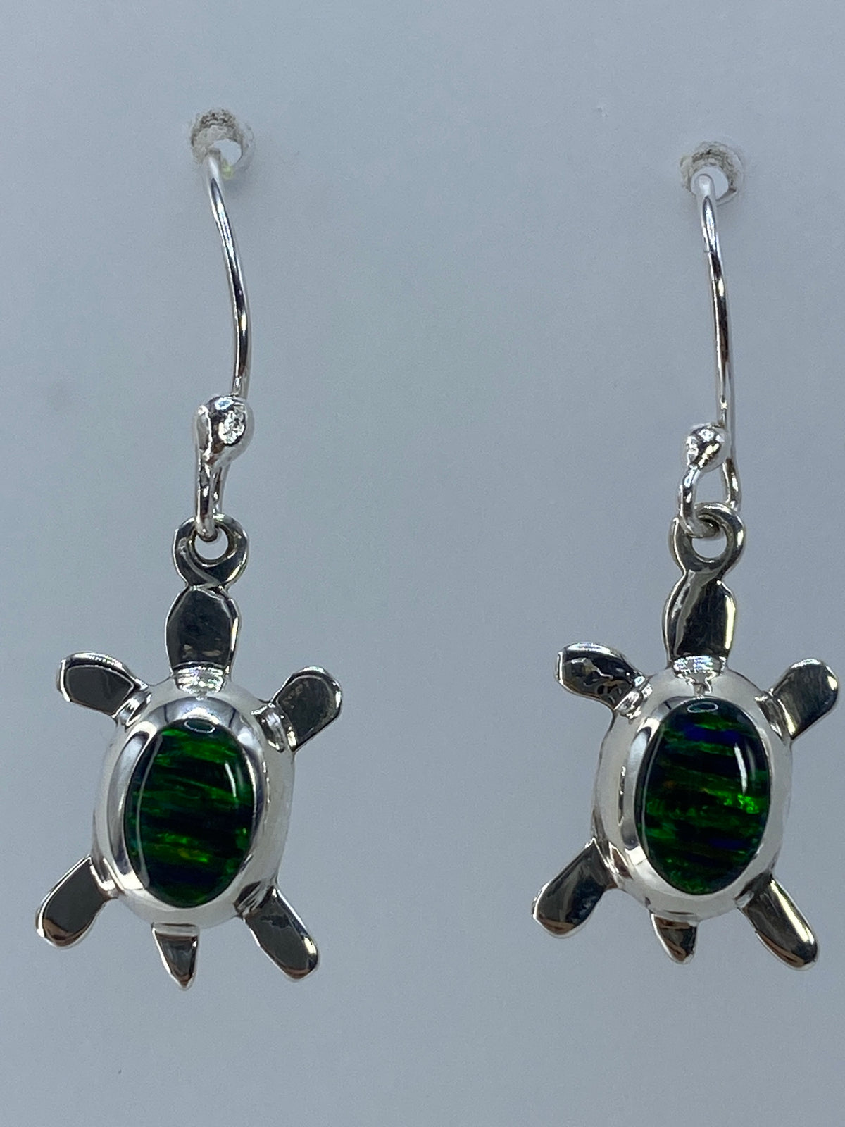 Aretes medidos en regla — 3 cm de largo del par completo