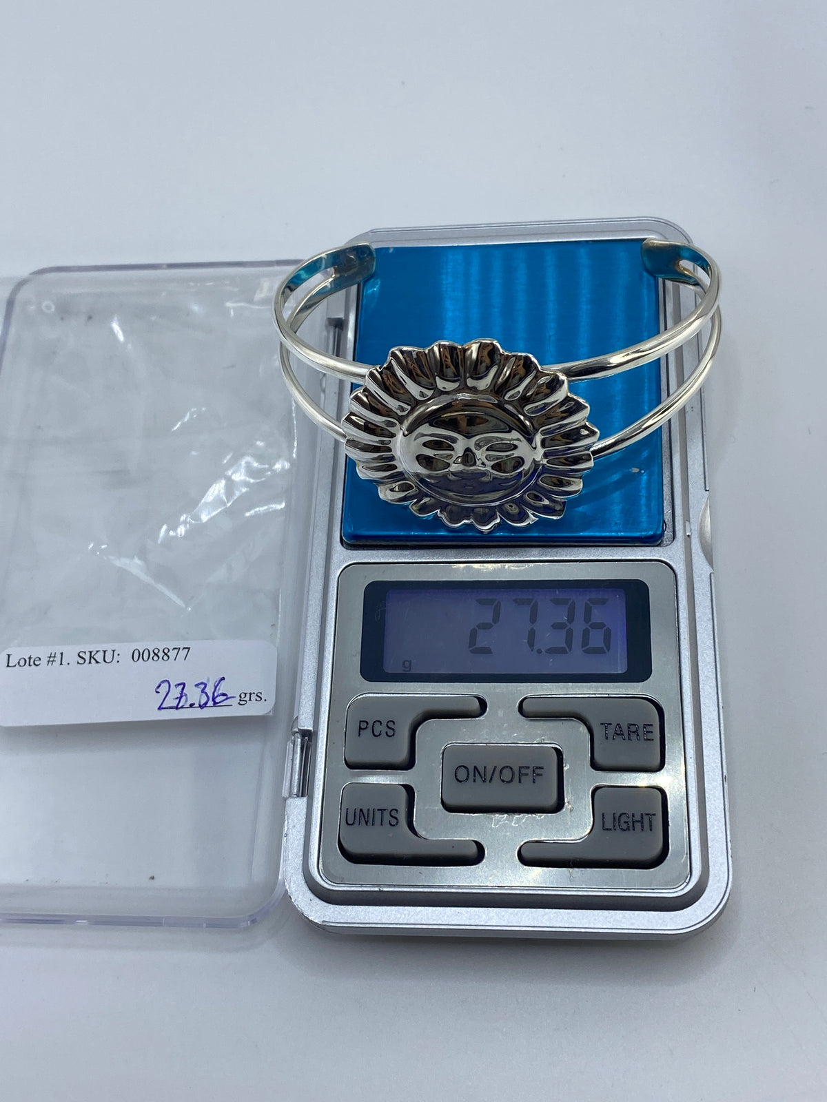 Brazalete de Plata Repujado Sol y Luna — Taxco 925 — foto 7