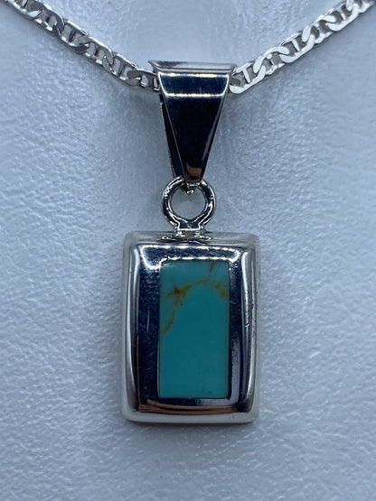 Dije de turquesa azul cielo en plata 925 sobre cadena plateada