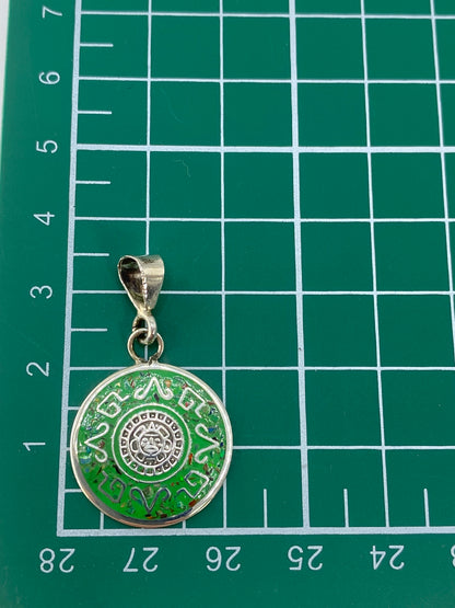 Reverso del dije con sello Quinto 925 visible en plata pulida