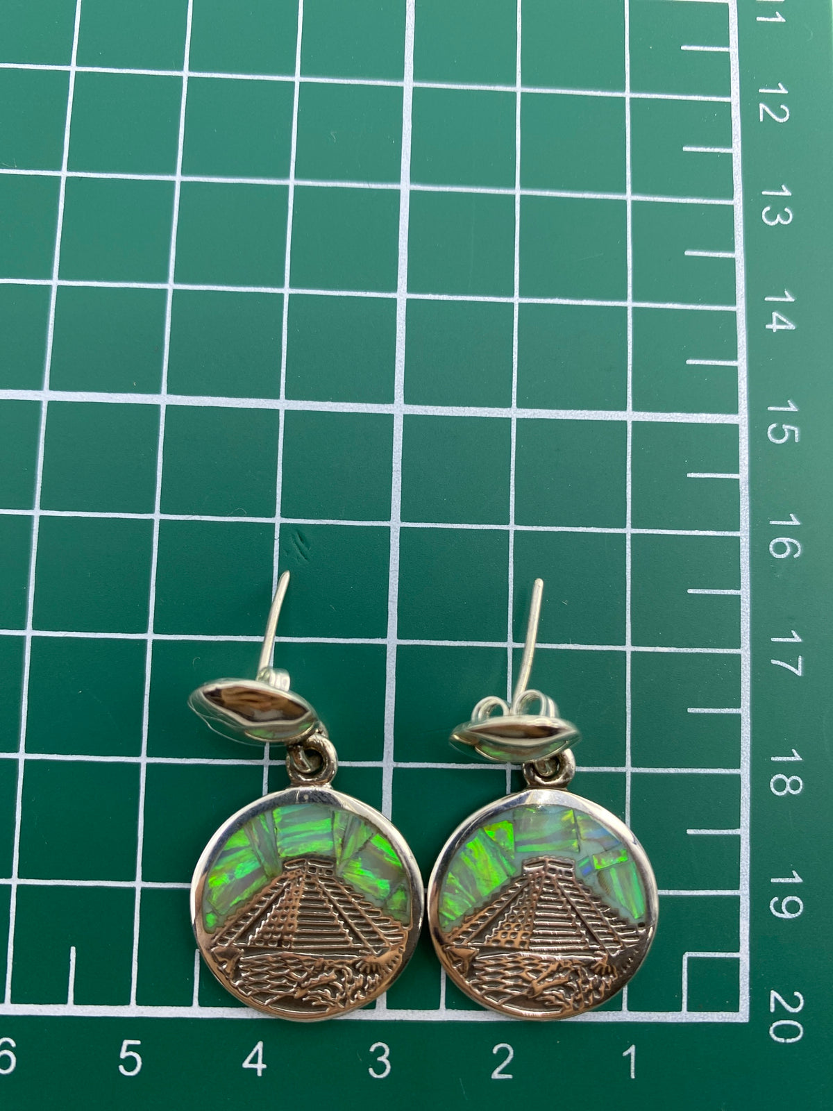 Aretes en estuche con certificado de plata 950 — Quinto visible en reverso