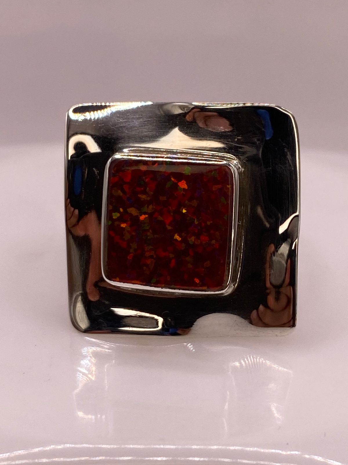 Anillo Ajustable Cuadrado con Ópalo de Fuego en Plata .925
