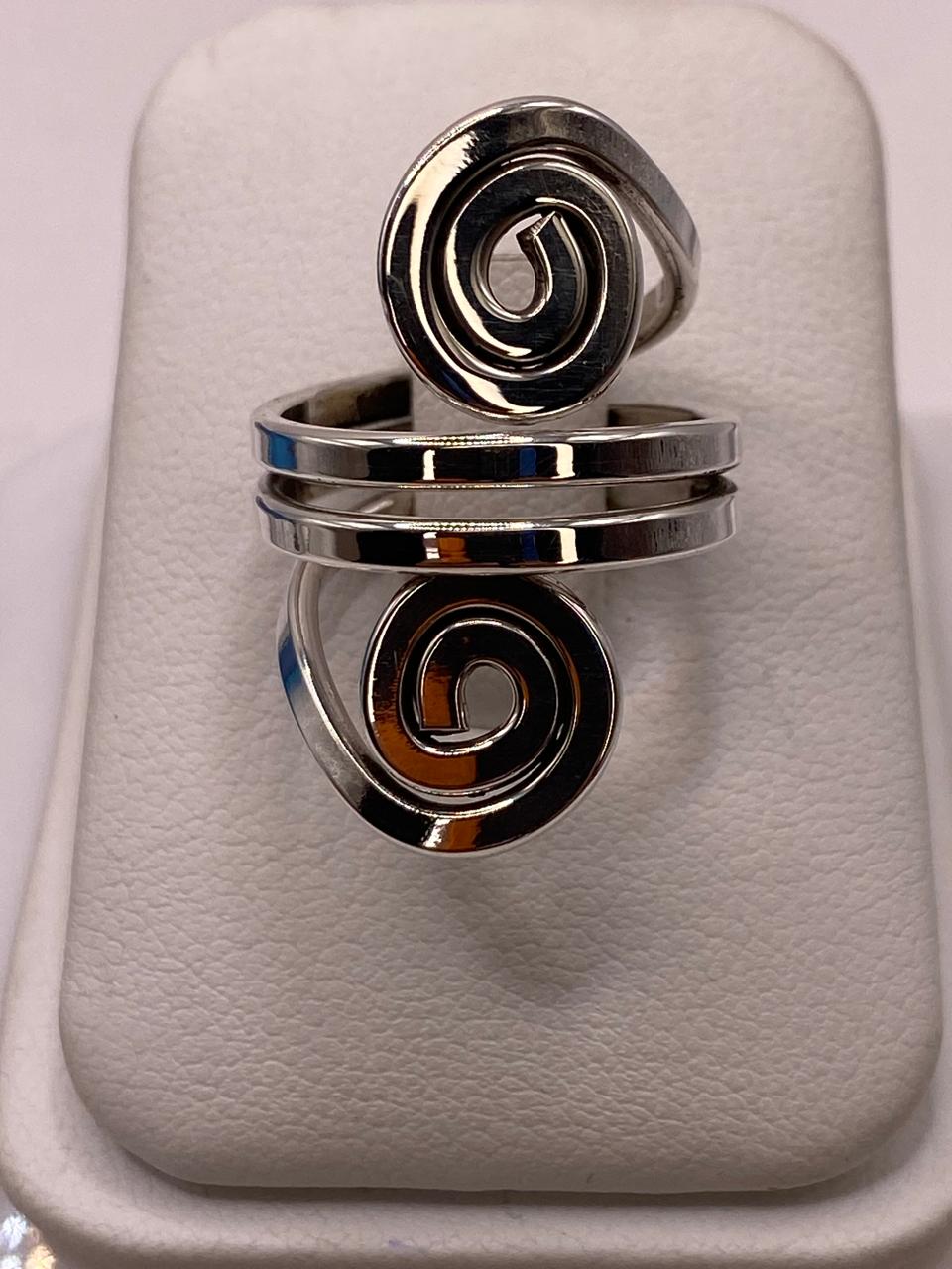 Anillo Ajustable de Plata .925 con Diseño Espiral Doble