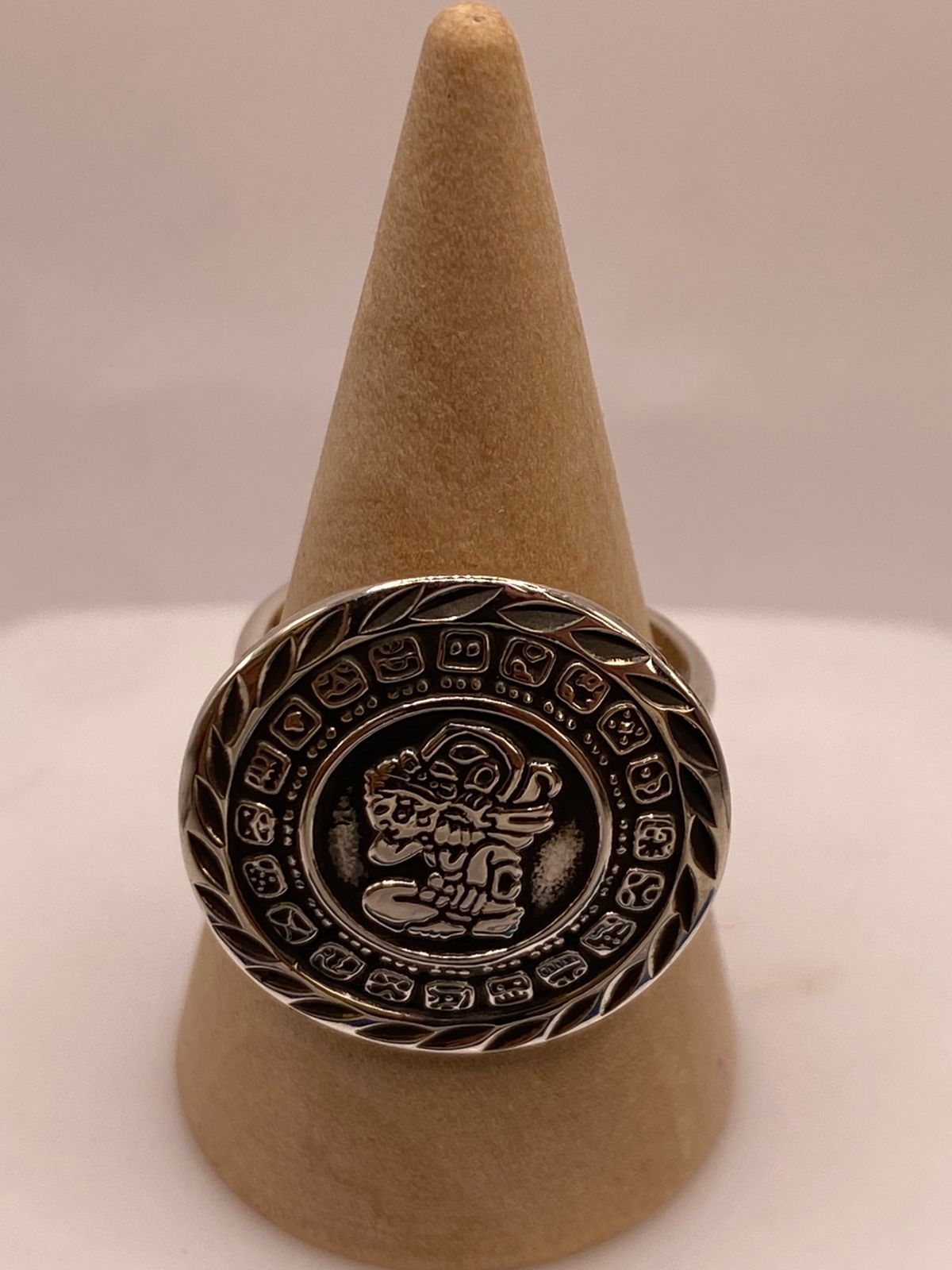 Anillo Artesanal Ajustable en Plata con Calendario Maya