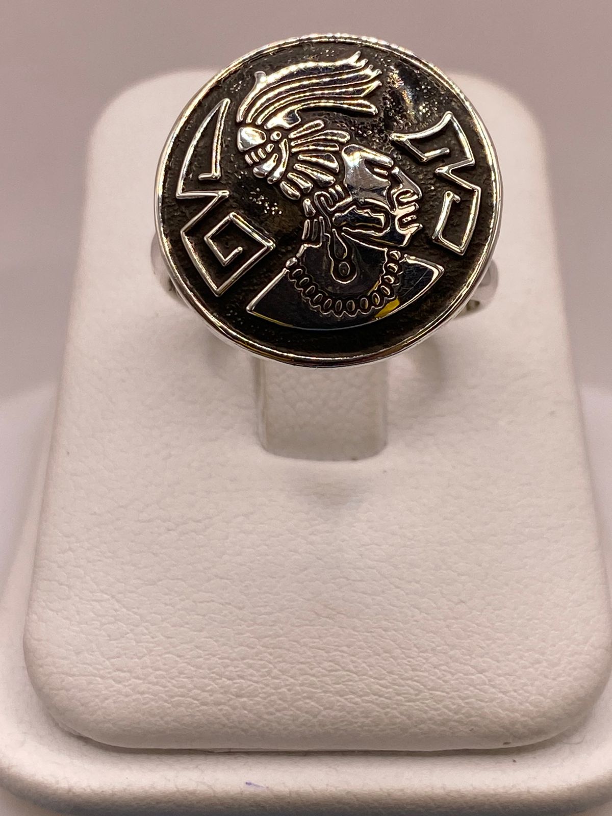 Anillo Artesanal Ajustable en Plata con Rostro Mesoamericano