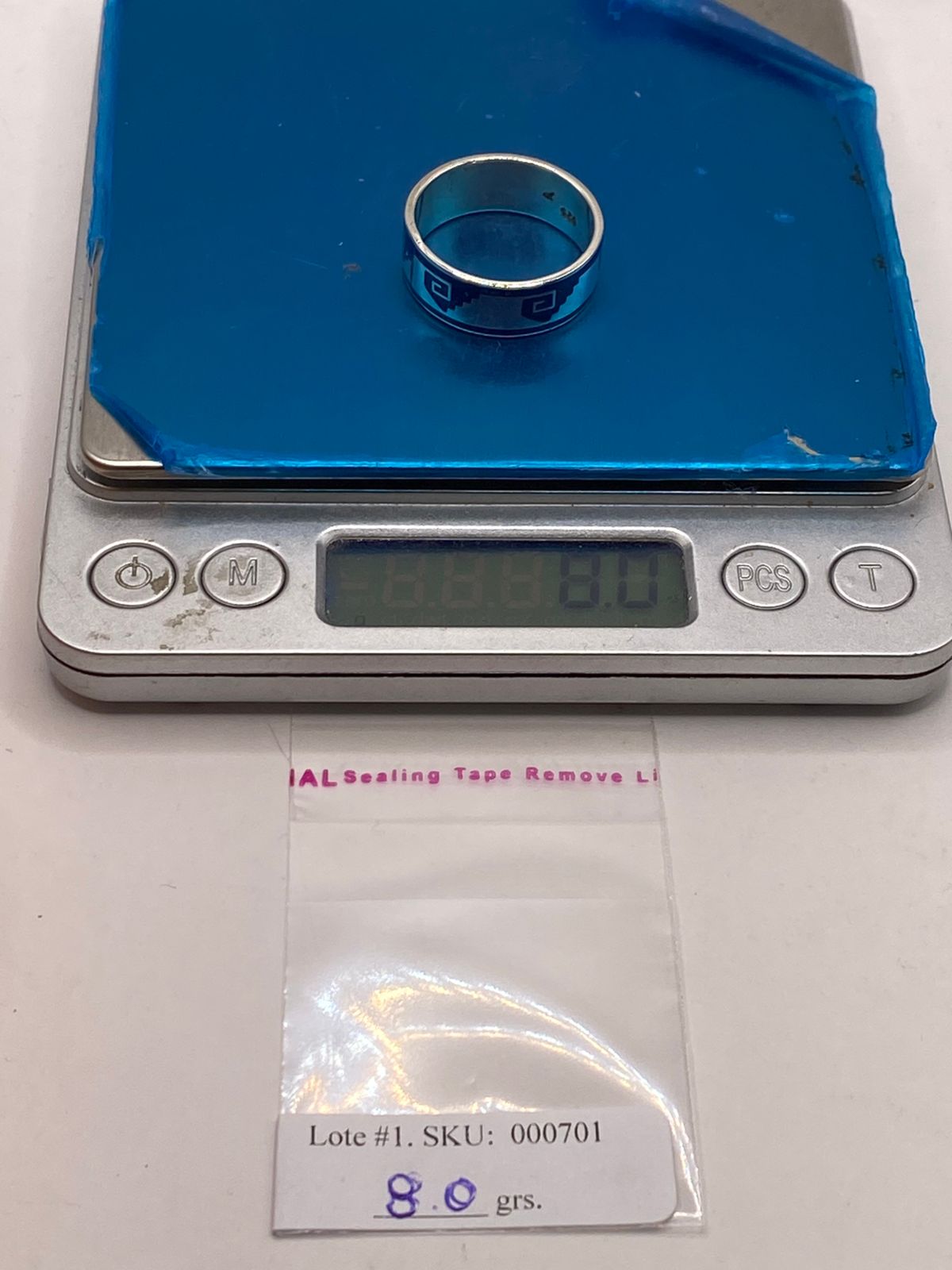 Anillo Artesanal con Greca Azul Esmaltada en Plata